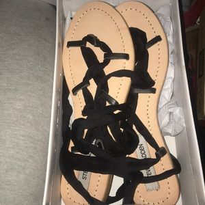 Steve Madden black tie around the leg sandals
